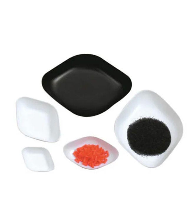 Wäge­schälchen und -papiere