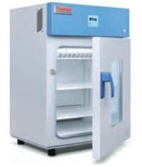 NEU Thermo Scientific™ RI150 und RI250 Kühlinkubatoren mit leistungsstarker Kompressortechnologie